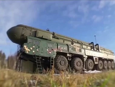 RS-28 Sarmat: Το νέο πυρηνικό υπερόπλο της Ρωσίας προκαλεί τρόμο στη Δύση (βίντεο)